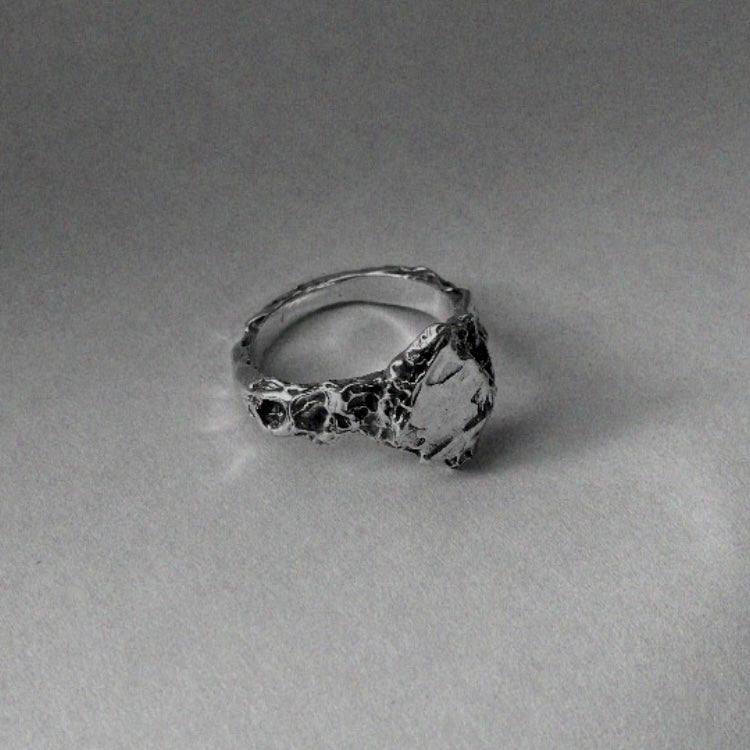 Taphos Ring